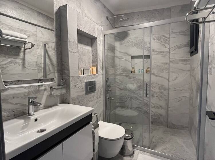 膳宿费 Pier 21 House