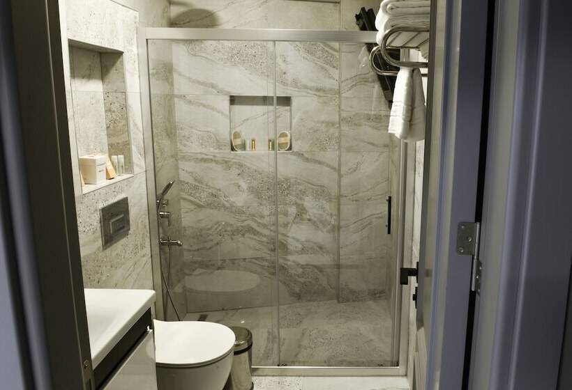 膳宿费 Pier 21 House