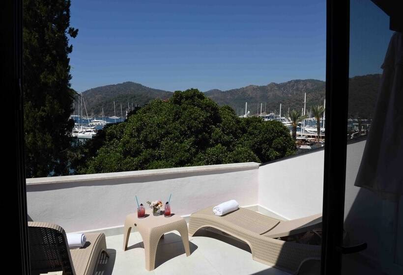 膳宿费 Pier 21 House