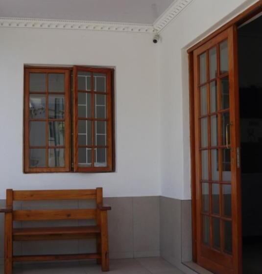 بنسيون Fama Lodge Rm11