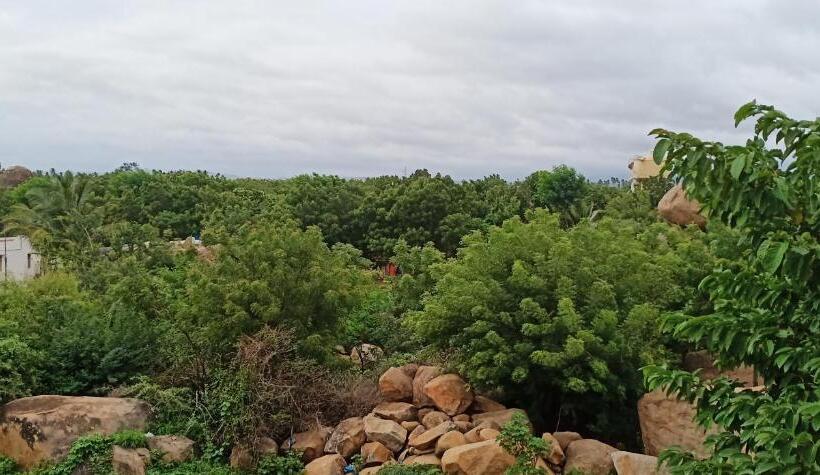 פנסיון Gopi Homestay