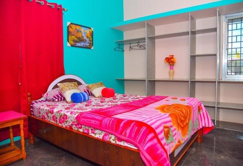 פנסיון Gopi Homestay