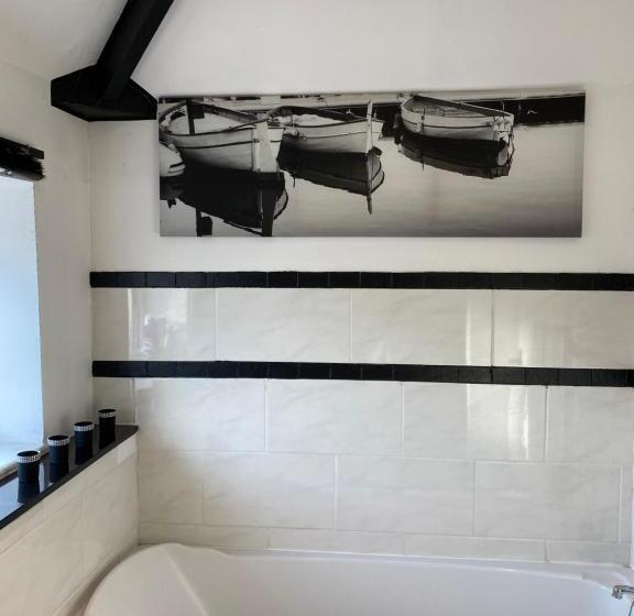 Пансион Kcd Rooms   Ellesmere Port