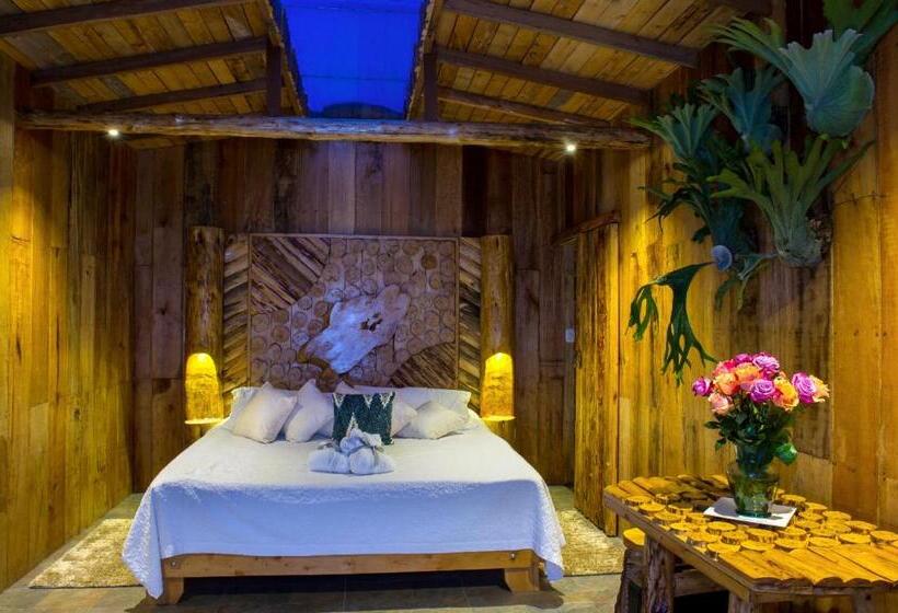 پانسیون La Laguna Hostal