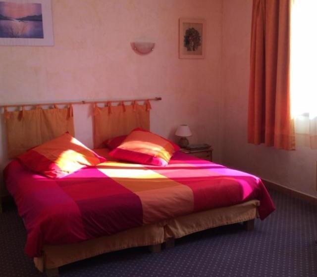 بنسيون Les Jardins De Valaurie