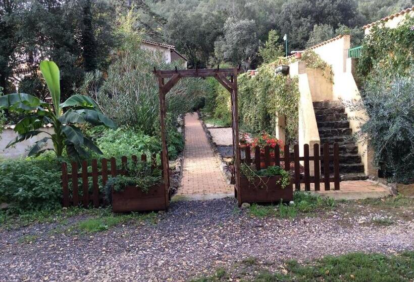 بنسيون Les Jardins De Valaurie