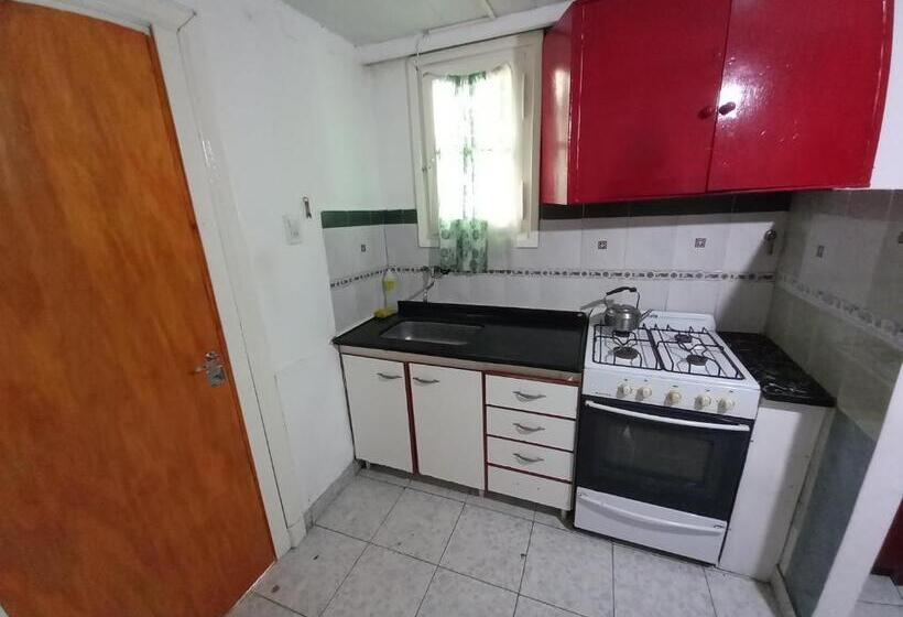 پانسیون Monoambientes La Perla