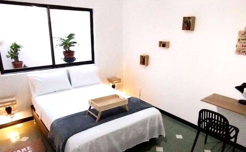 膳宿费 Moradia Laureles Medellin