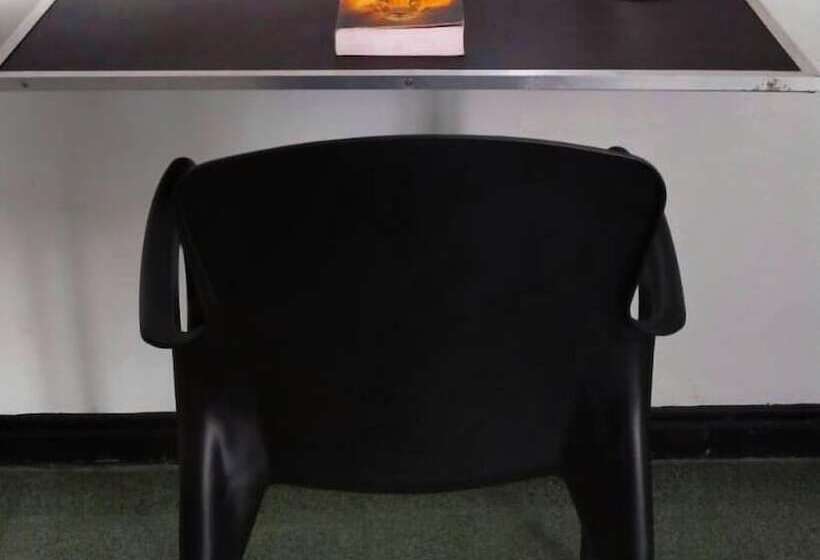 膳宿费 Moradia Laureles Medellin