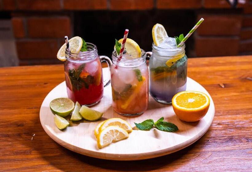 Пансион Pastravaria Bratioara