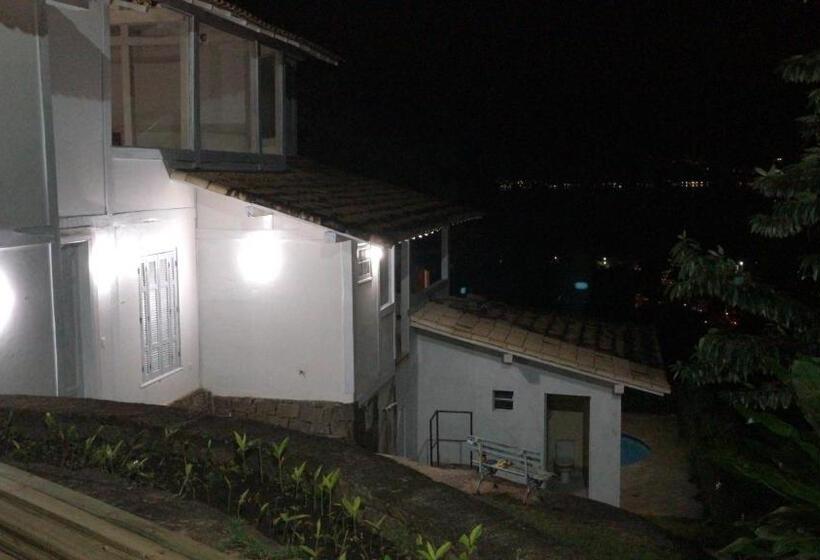 Пансион Sky Lounge Suítes Rooftop Santa Mônica