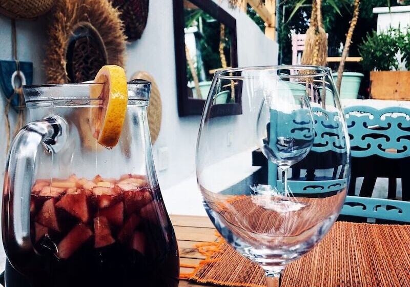 بنسيون Smyrna Uzuncarsi