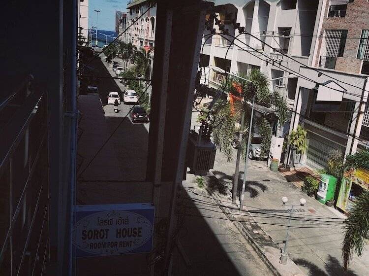 ペンション Sorot House