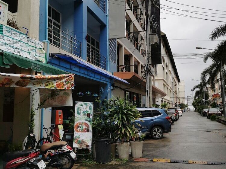 ペンション Sorot House