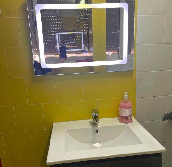 פנסיון Supreme City Center Tirana