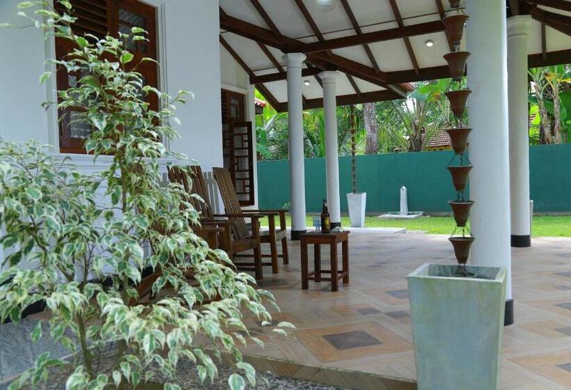 膳宿费 White Villa Koggala