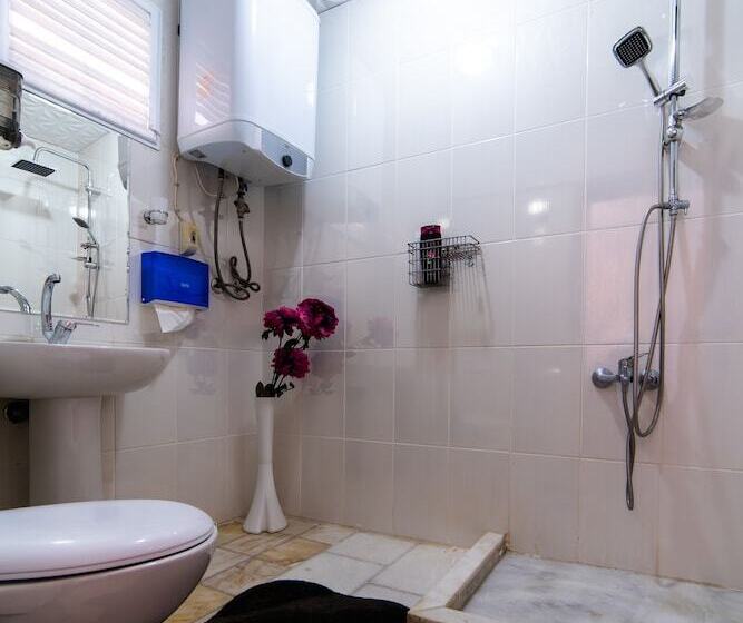 بنسيون Yeniköy House