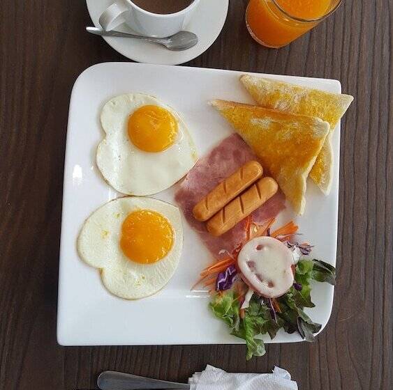 Popular Condo Muangthong Thani