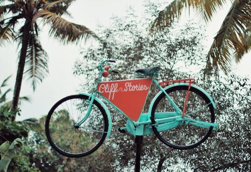 استراحتگاه Cliff Stories