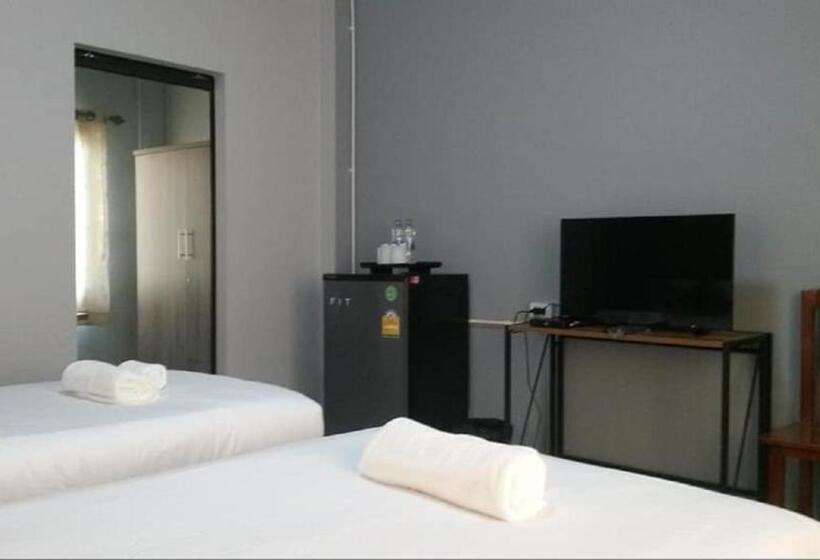 אתר נופש Mae Kok River Cliff Residence