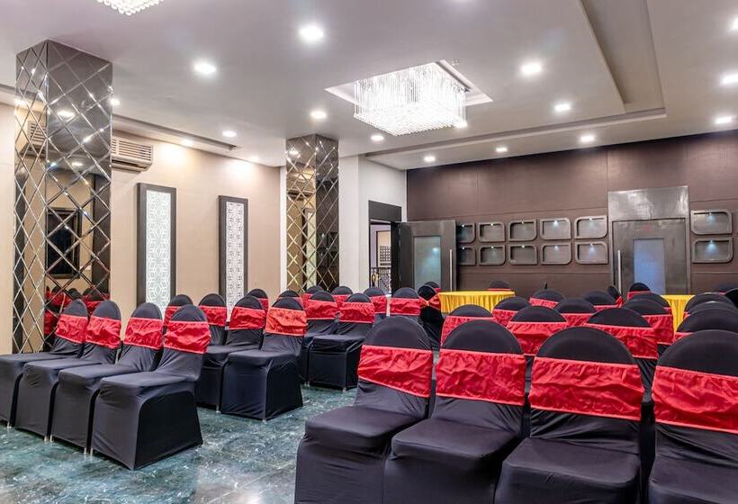 אתר נופש Treebo The Blue Roof