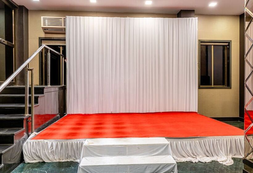 אתר נופש Treebo The Blue Roof