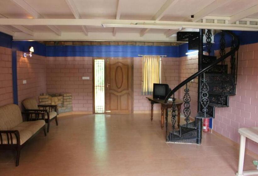 Rustling River Resort