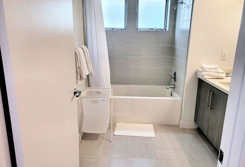 Santa Monica Promenade Condos