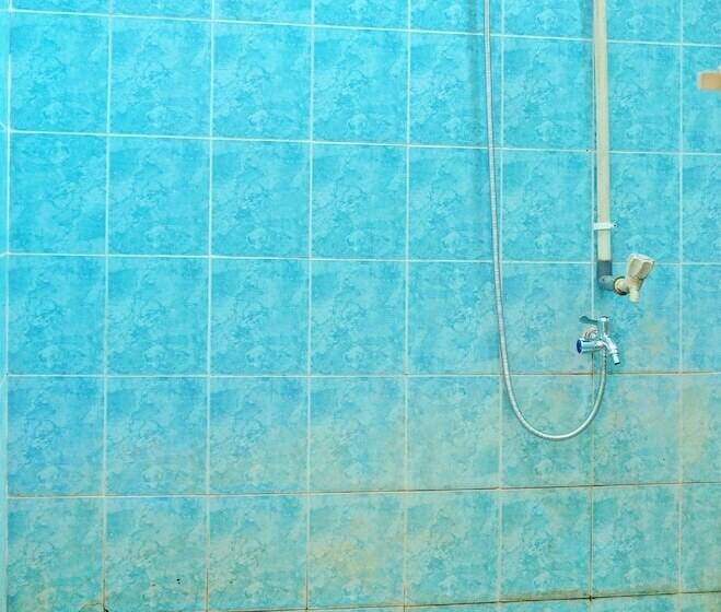 Spot On 92280 Hotel Romli