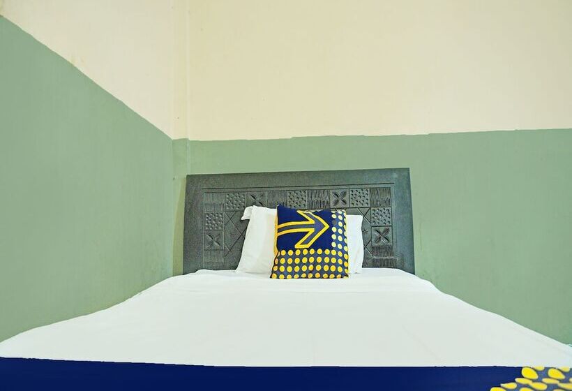 Spot On 92280 Hotel Romli
