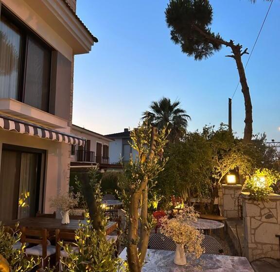Villa Lui Hotel Alaçatı