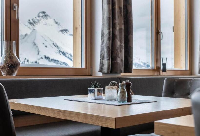 Wolfegg Appartement   Cafe   Bistro