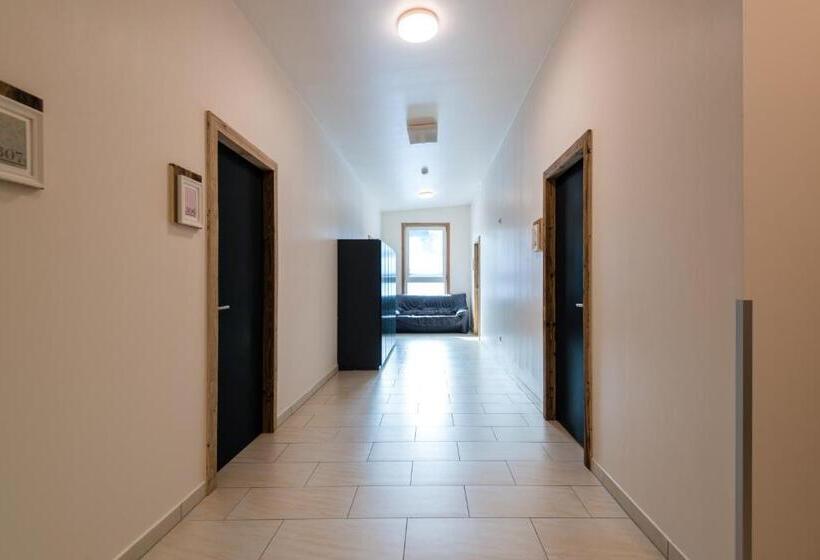 فندق صغير Jugendgästehaus Sportheim