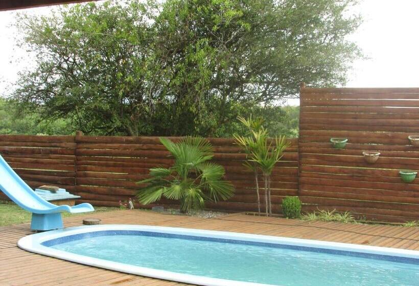 הוסטל Pousada Punta Cana