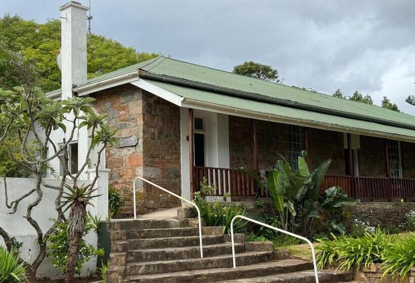 הוסטל Summerhill Inn