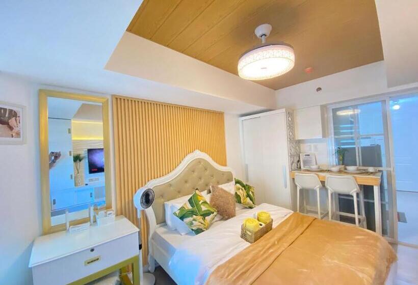 Azurenorth 15th Pool View