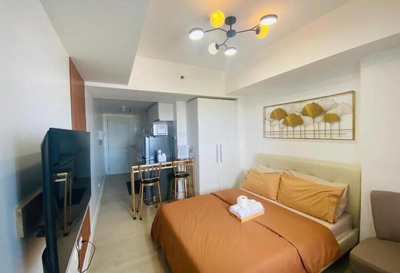 Azurenorth 1721 Mt Arayat View