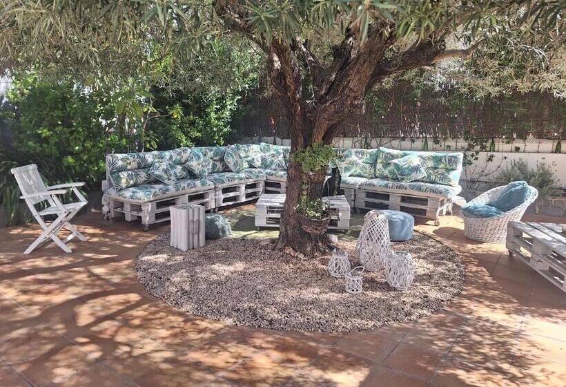 ベッドアンドブレックファースト Au Jardin D Armand