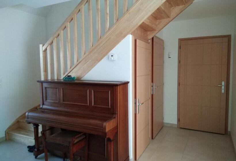 مبيت وإفطار Chambres D Hôtes Reims   Bezannes