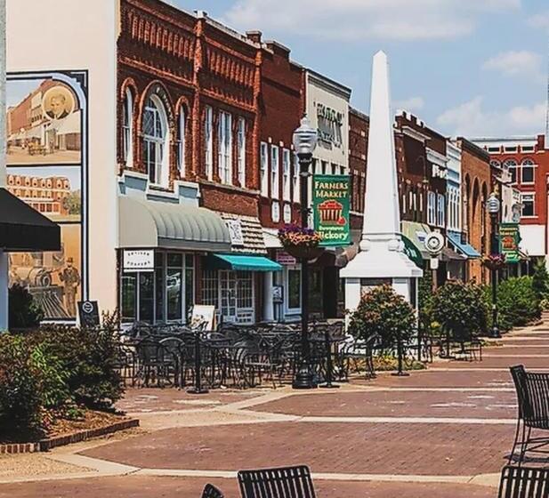 مبيت وإفطار Charming Urban Oasis