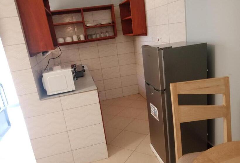تختخواب و صبحانه Ilboru Haven Homes