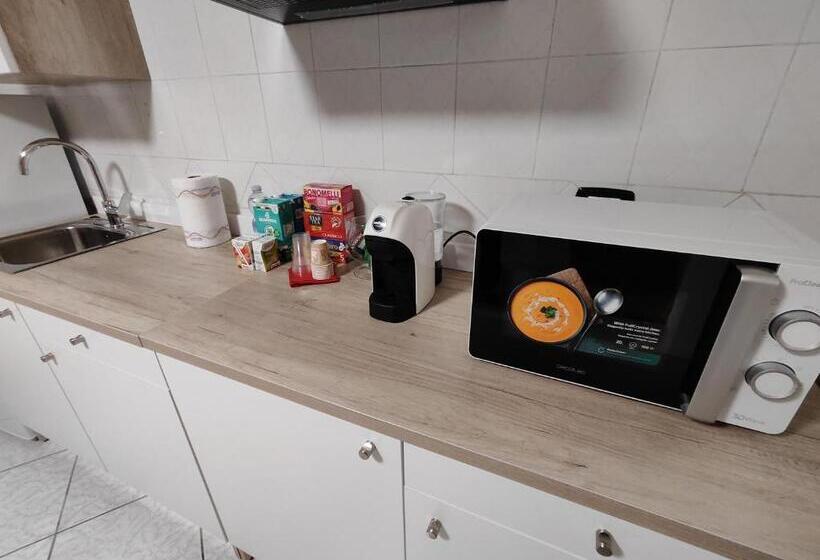 مبيت وإفطار Nalusa Home