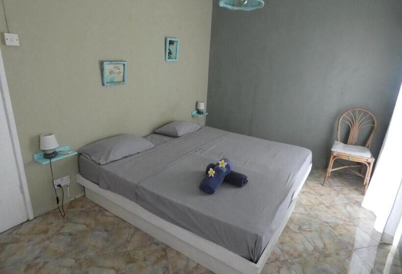 Bed and Breakfast Sea And Sand