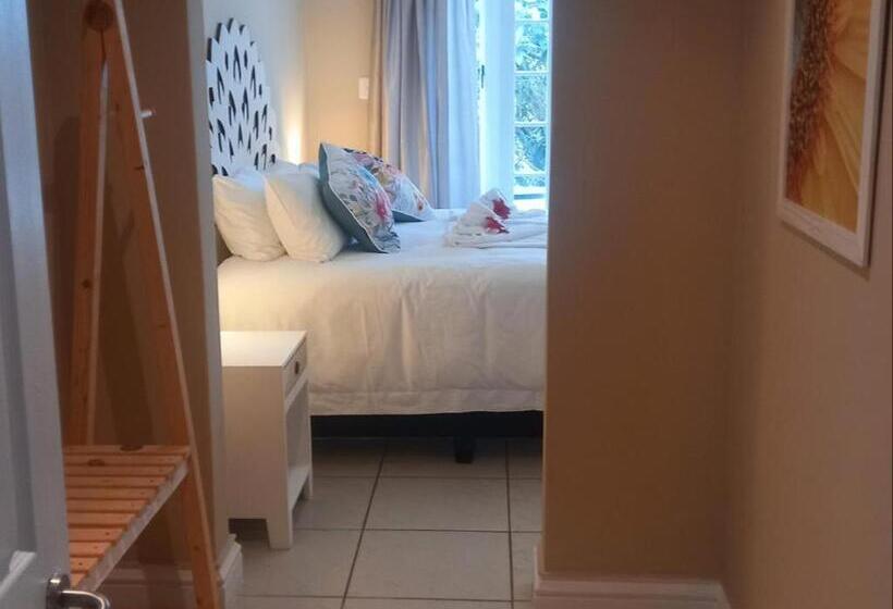 Bed and Breakfast The Secret Garden