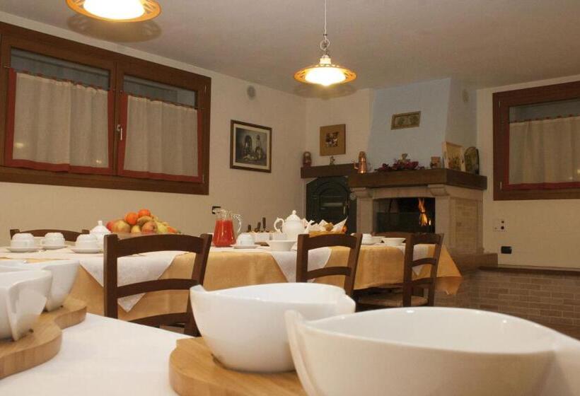 ベッドアンドブレックファースト Villarosa