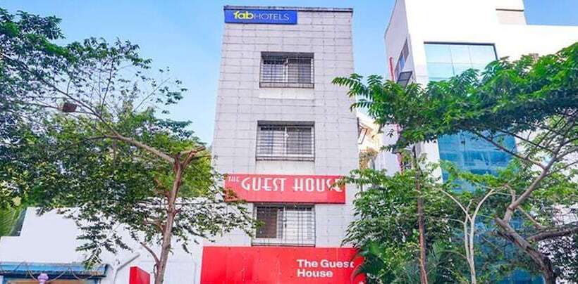Fabhotel The Guest House