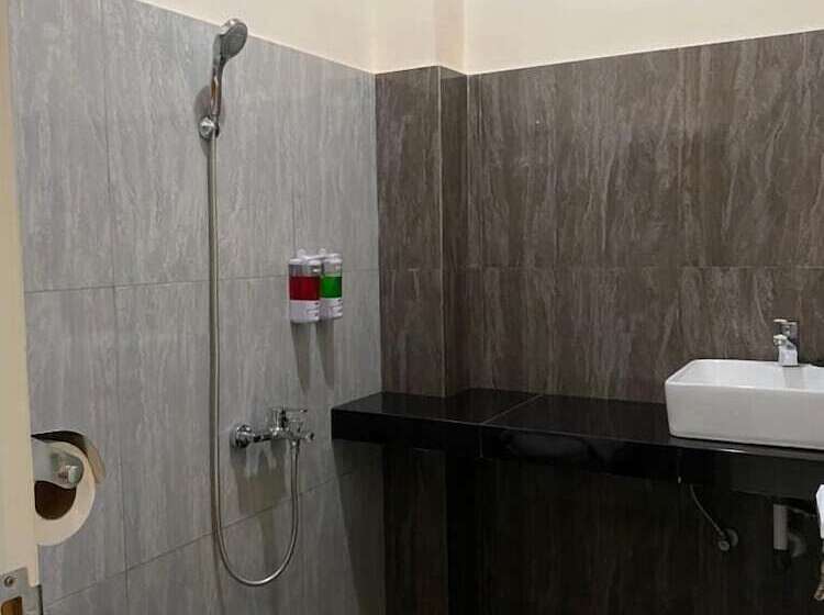 Genio Syariah Hotel Solo