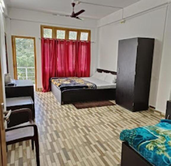 호텔 7 Eleven Dirang