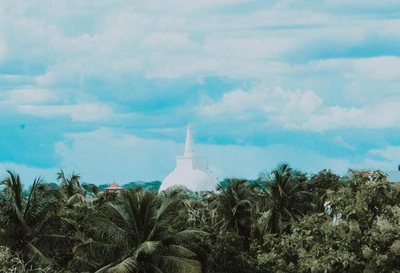 호텔 Ambula Food Court