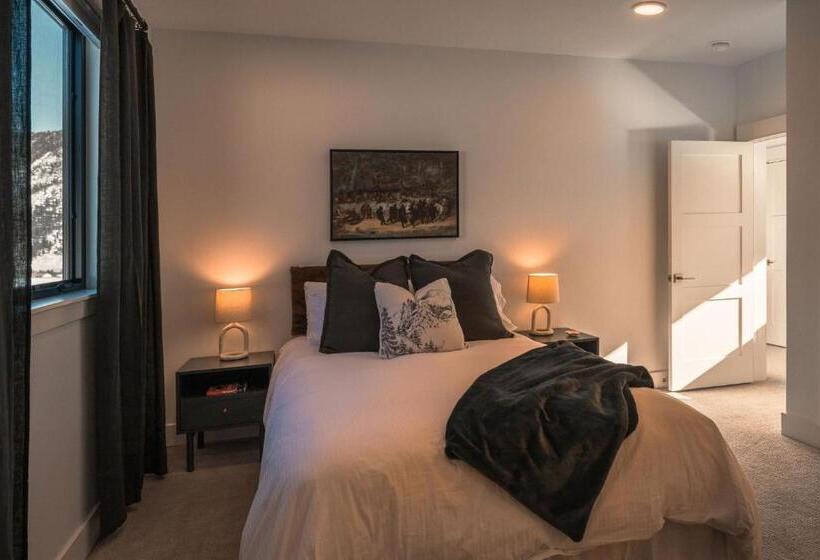 هتل Aspects Big Sky